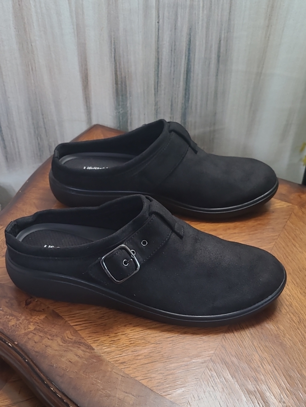 New! Life Stride Balance Womens 9.5 Black microsuede slip on mule clog flat shoe